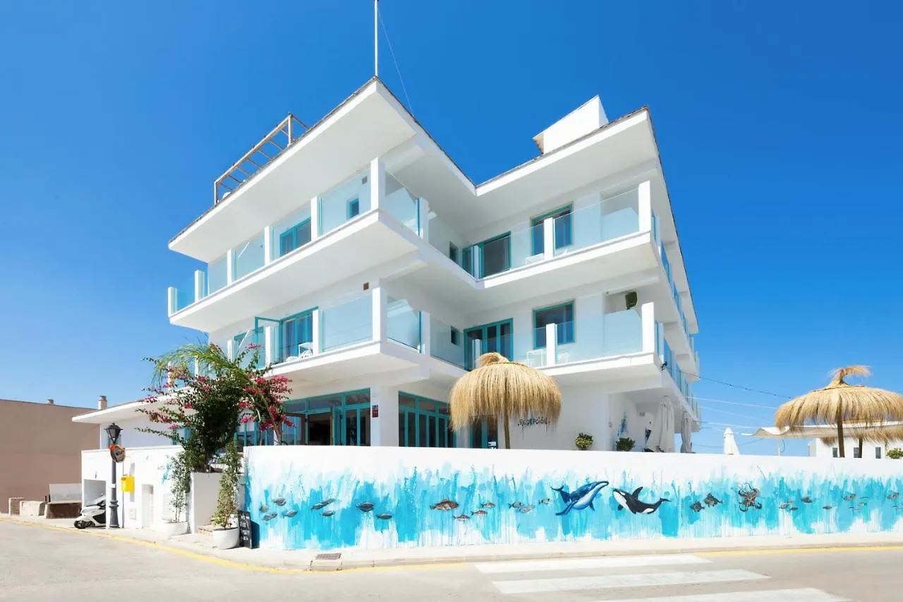Hostal Cala Llombards contacts